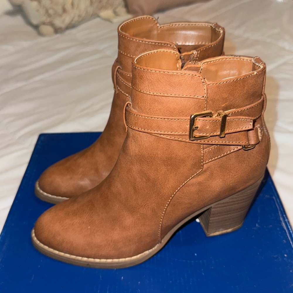 Express brown booties